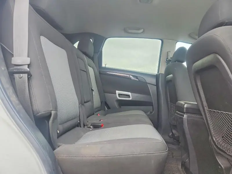 2014 CHEVROLET CAPTIVA LS  
