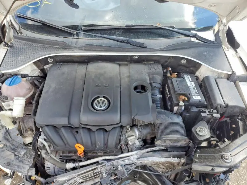 2013 VOLKSWAGEN PASSAT SEL  