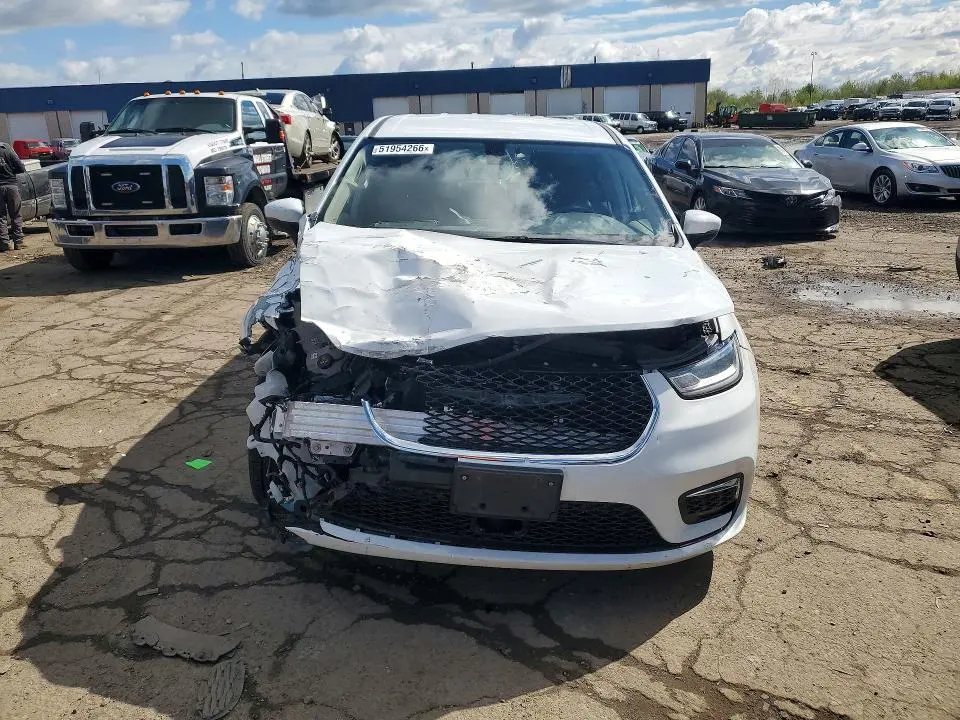 2023 CHRYSLER PACIFICA HYBRID TOURING L  