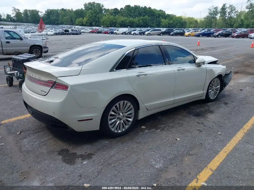 2013 LINCOLN MKZ  