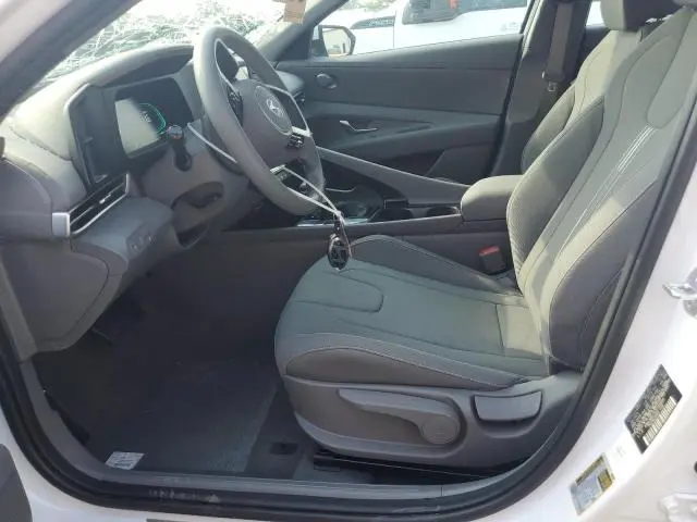 2025 HYUNDAI ELANTRA BLUE  