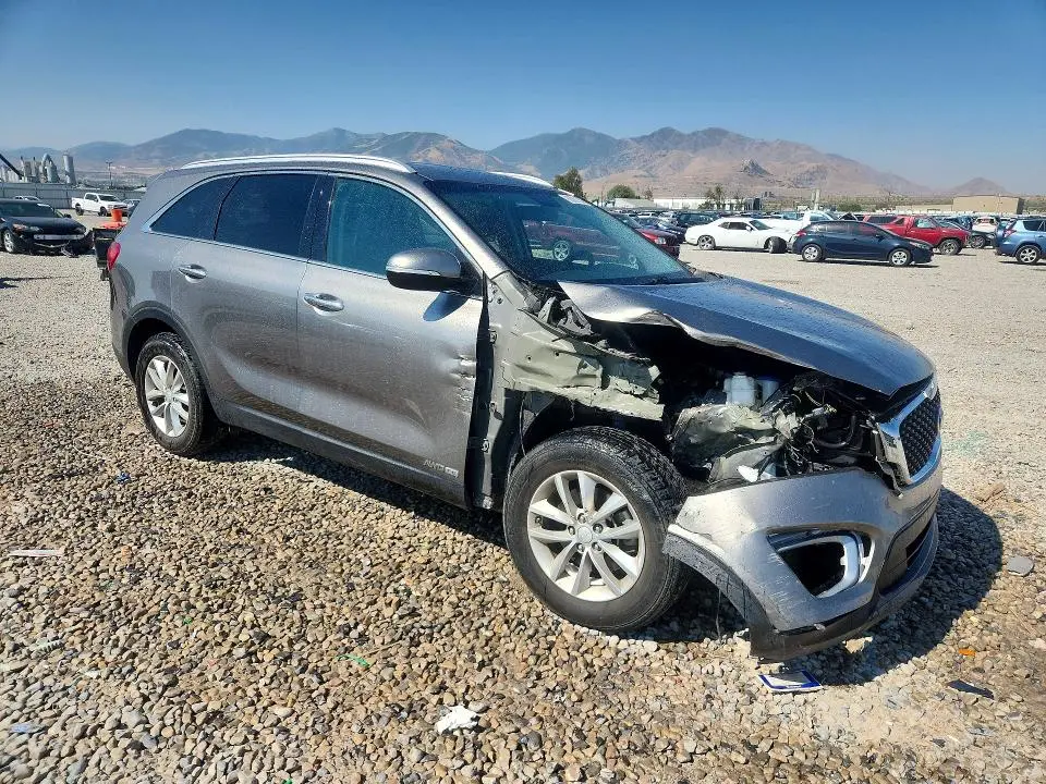 2017 KIA SORENTO LX V6  