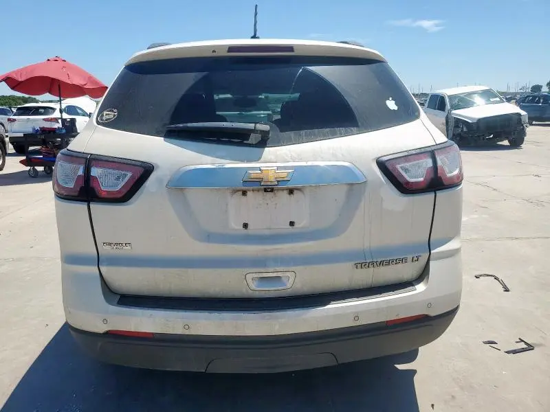 2014 CHEVROLET TRAVERSE LT  