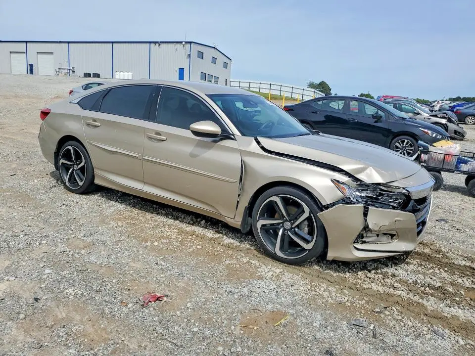 2019 HONDA ACCORD LX  