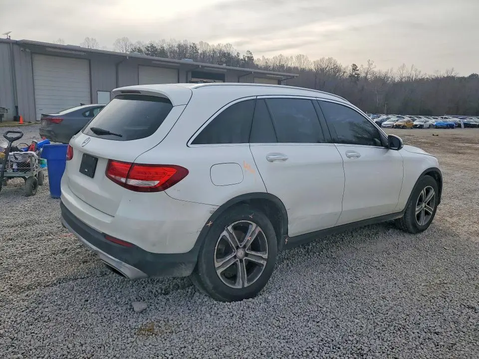 2017 MERCEDES-BENZ GLC 300  