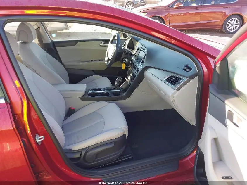 2016 HYUNDAI SONATA SE