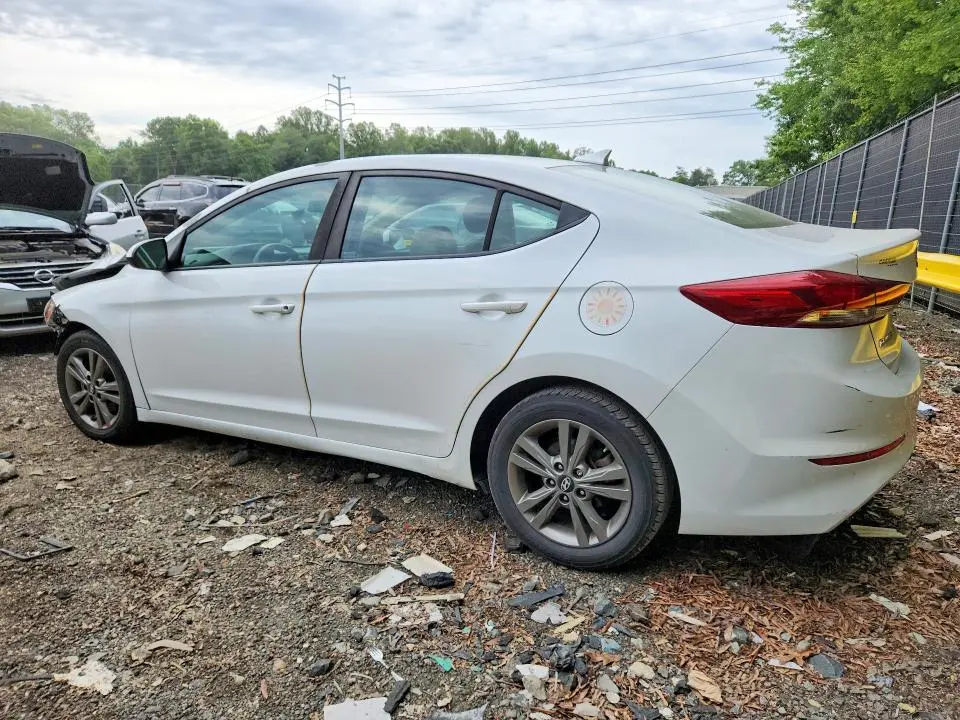 2018 HYUNDAI ELANTRA SEL  