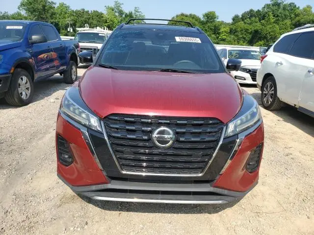 2021 NISSAN KICKS SR  
