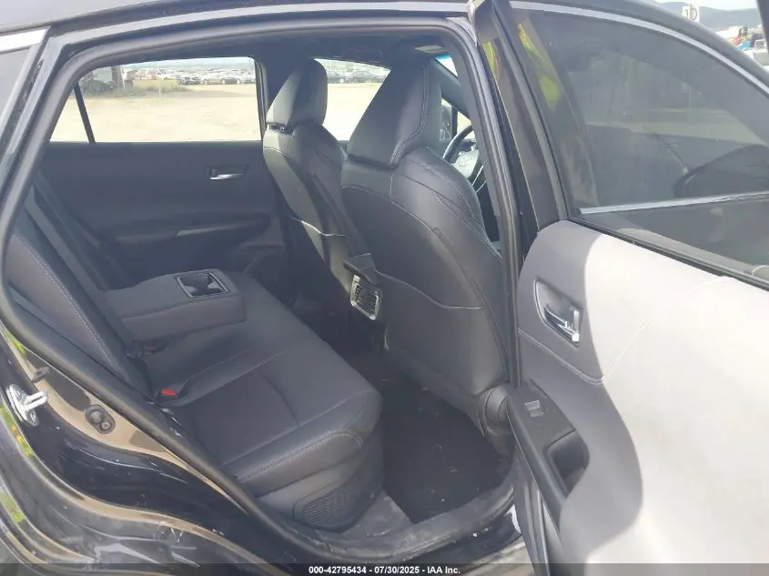 2024 TOYOTA VENZA XLE
