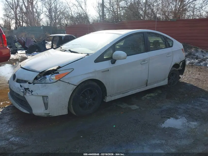 2014 TOYOTA PRIUS THREE