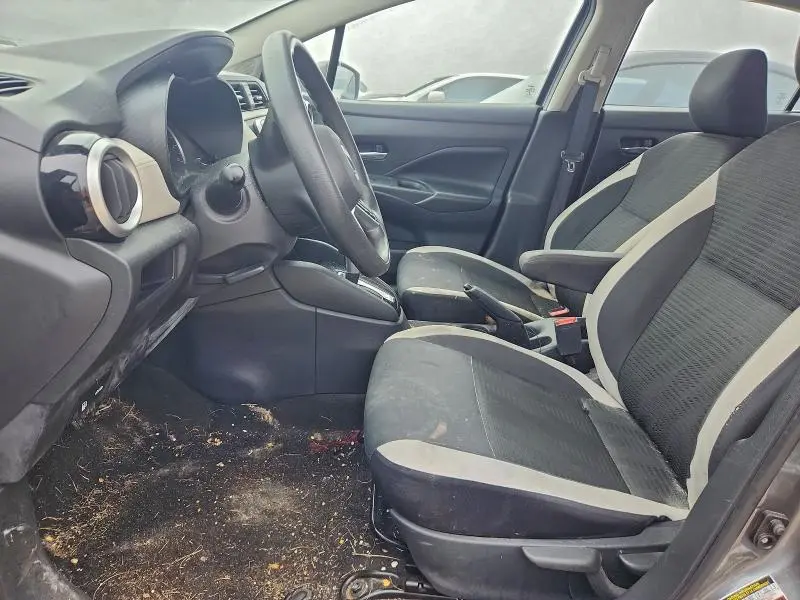 2020 NISSAN VERSA SV  