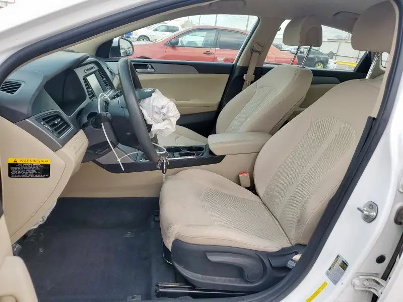 2017 HYUNDAI SONATA SE  