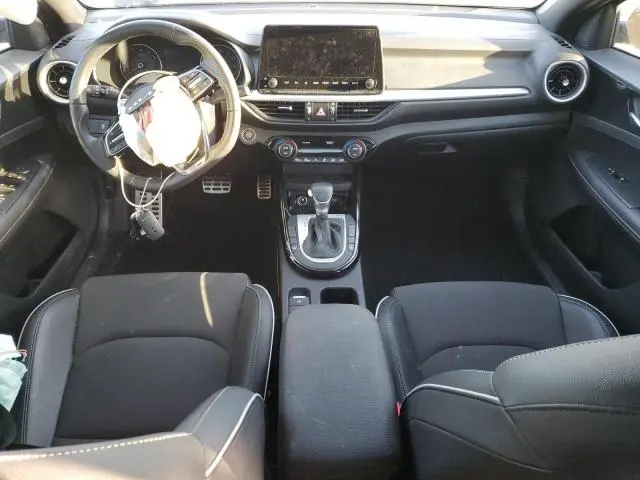 2024 KIA FORTE GT LINE  