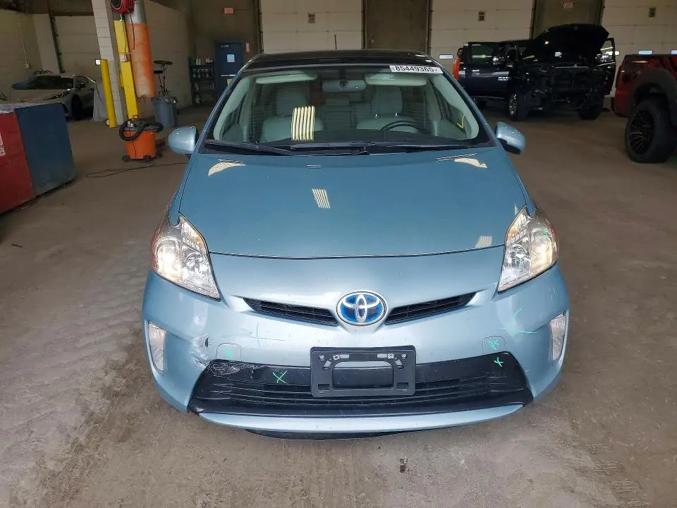2015 TOYOTA PRIUS FOUR  