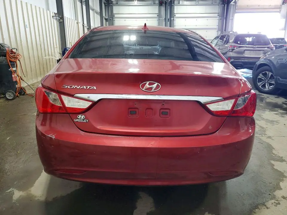 2013 HYUNDAI SONATA GLS  