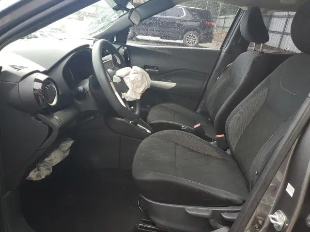 2018 NISSAN KICKS S  