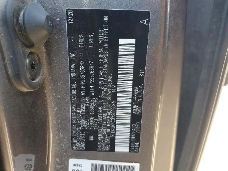 2021 TOYOTA SIENNA LE  