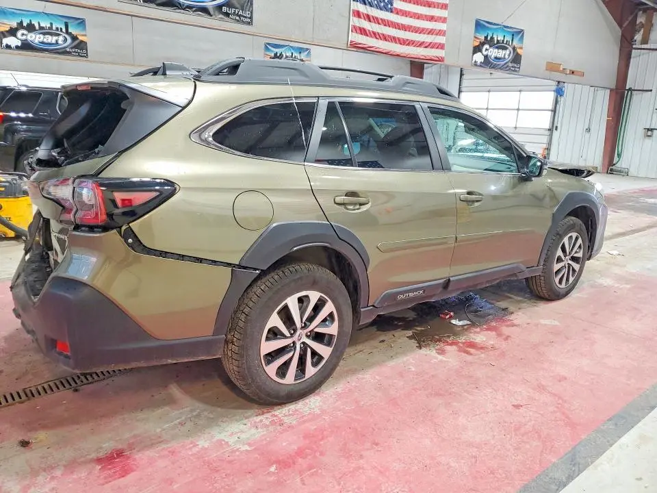 2024 SUBARU OUTBACK PREMIUM  