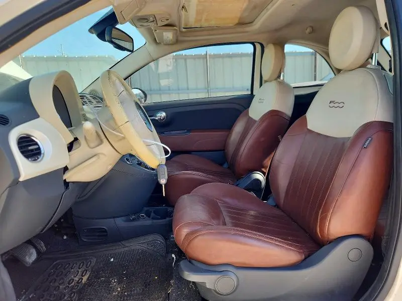 2012 FIAT 500 LOUNGE  