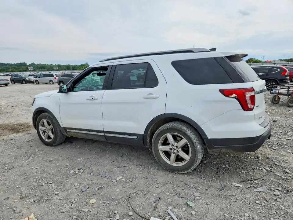 2019 FORD EXPLORER XLT  