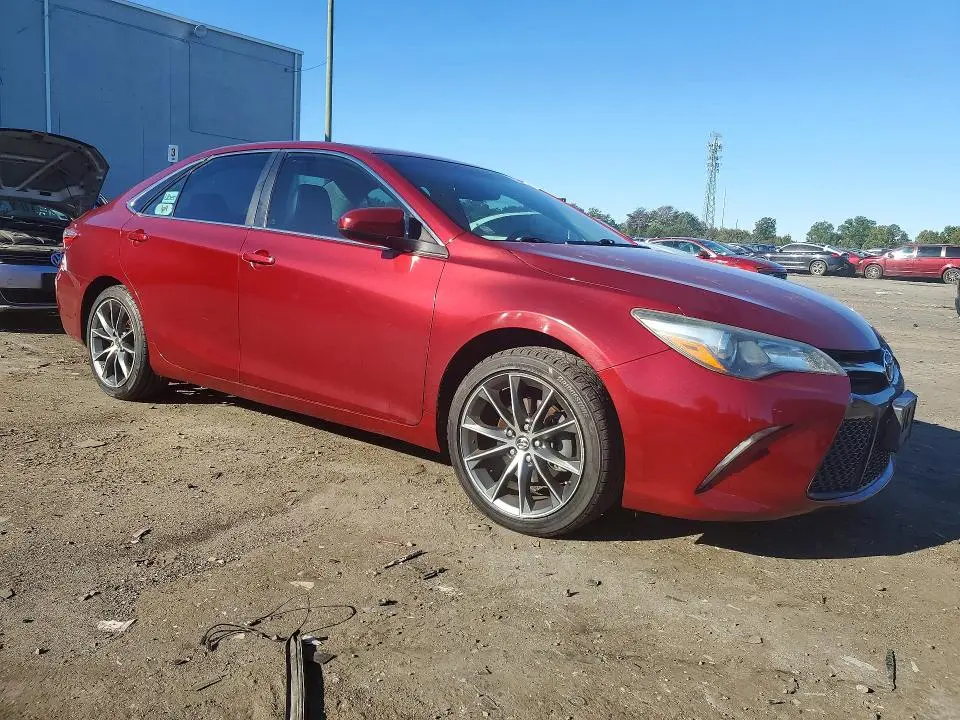 2016 TOYOTA CAMRY XSE  