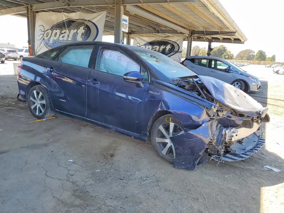 2018 TOYOTA MIRAI BASE  