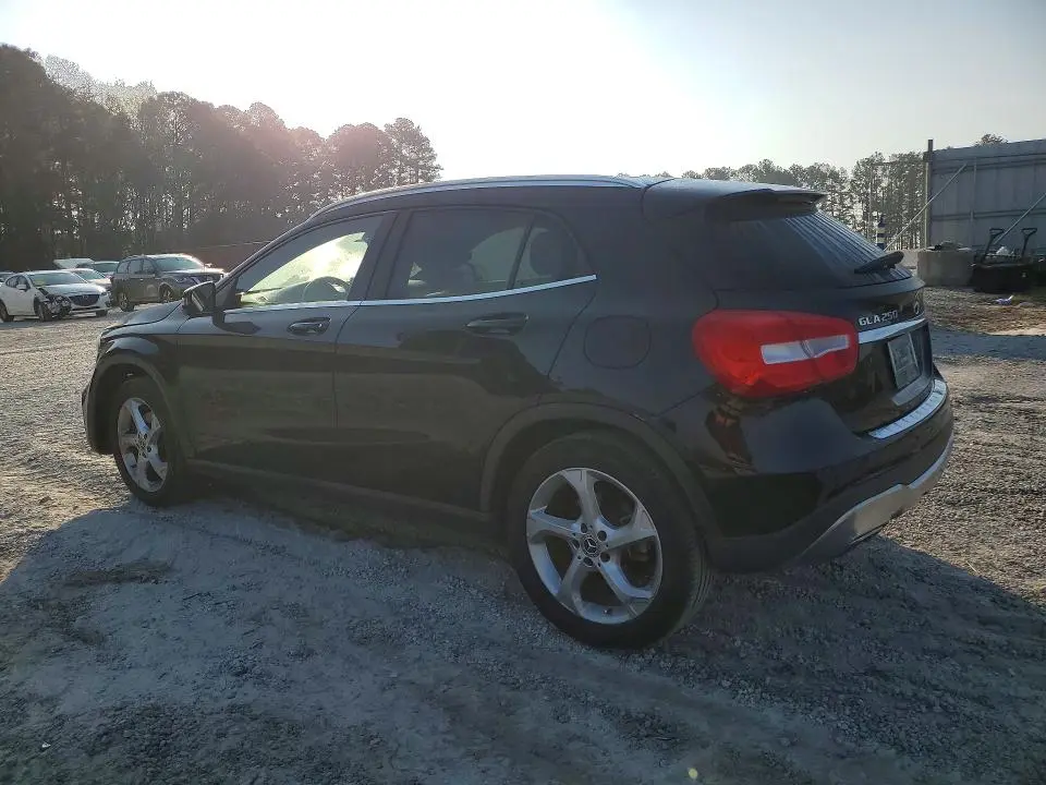 2020 MERCEDES-BENZ GLA 250  