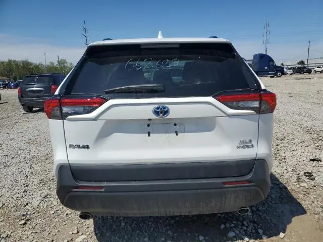 2022 TOYOTA RAV4 XLE
