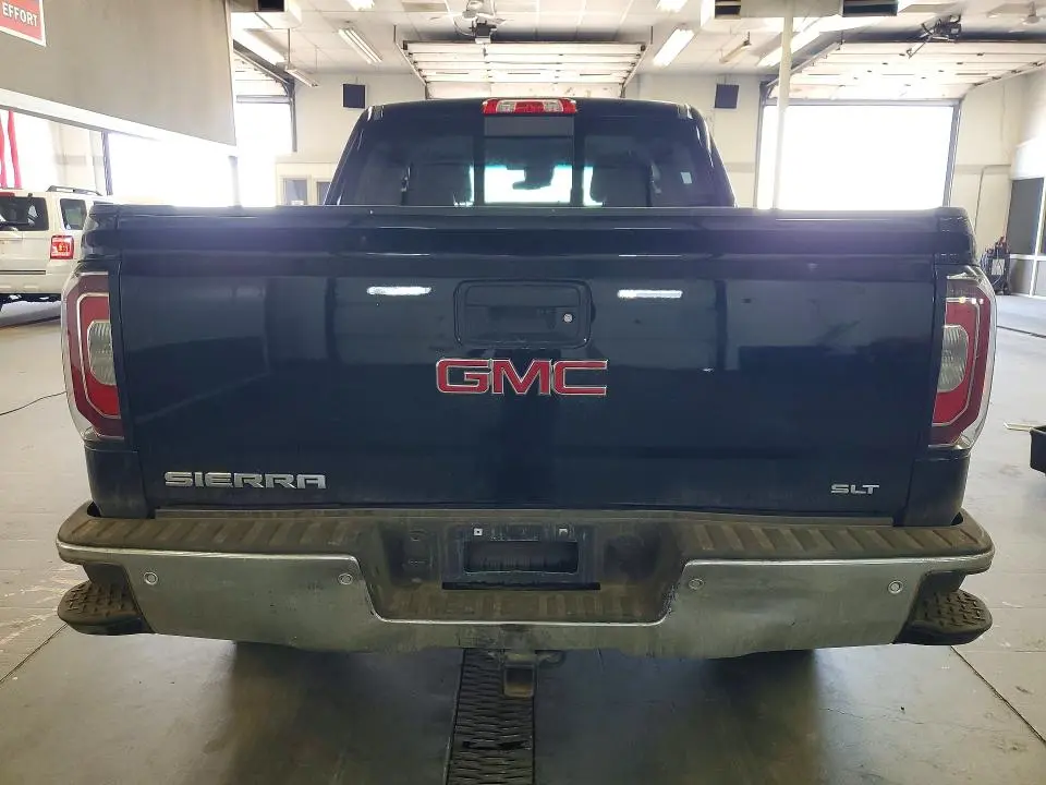2018 GMC SIERRA K1500 SLT  