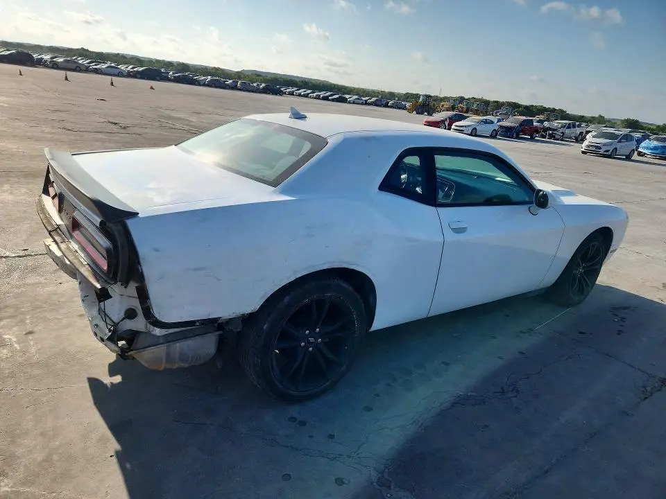 2018 DODGE CHALLENGER SXT  