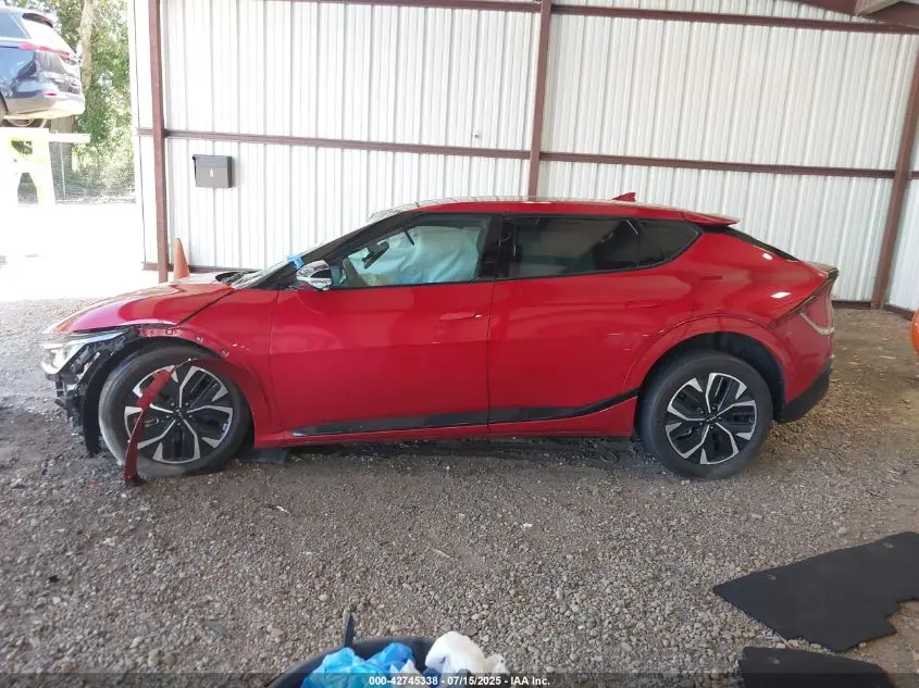 2022 KIA EV6 GT-LINE