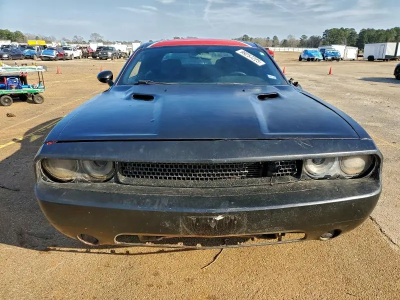 2011 DODGE CHALLENGER   