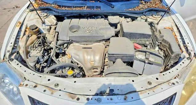 2011 TOYOTA CAMRY LE  