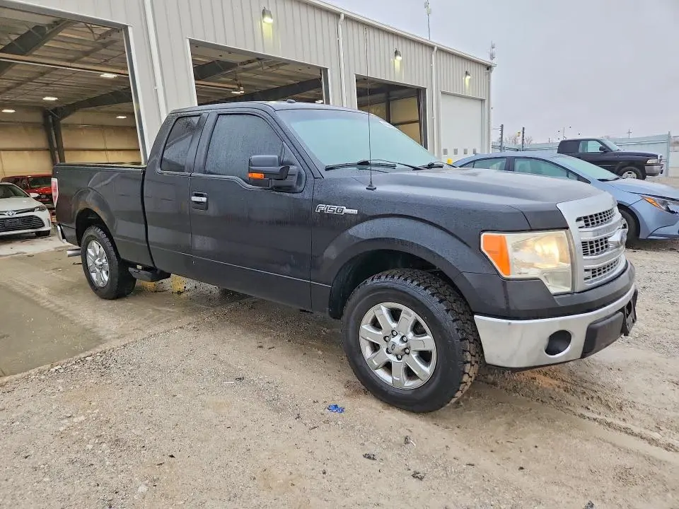 2013 FORD F150 SUPER CAB  