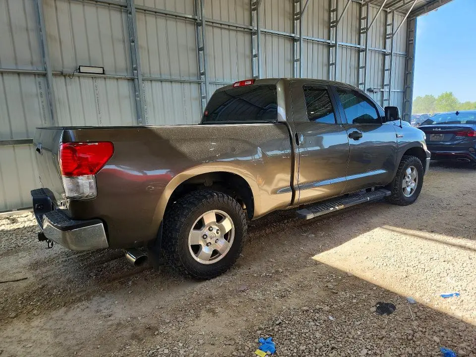 2011 TOYOTA TUNDRA DOUBLE CAB SR5  