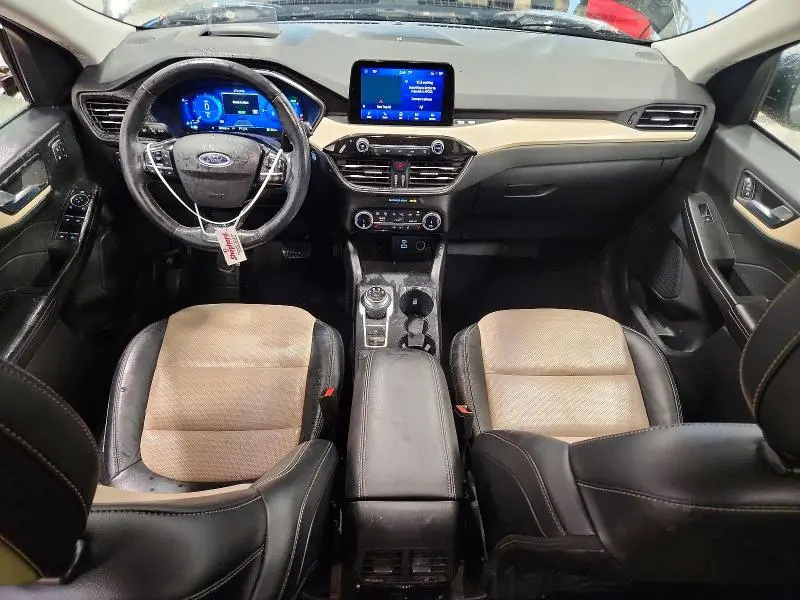 2022 FORD ESCAPE TITANIUM  