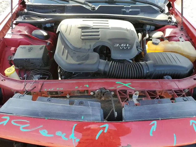 2015 DODGE CHALLENGER SXT  