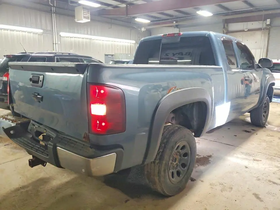 2011 CHEVROLET SILVERADO K1500 LT  