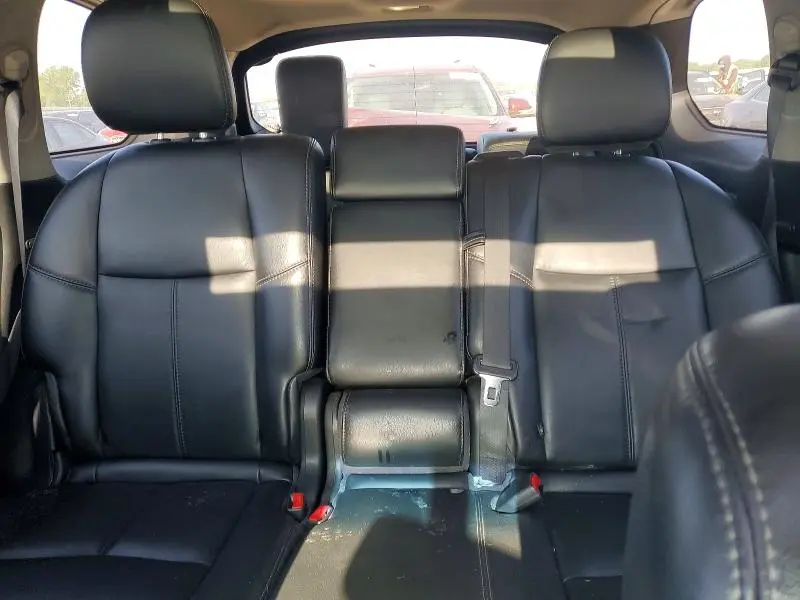 2015 NISSAN PATHFINDER SL  