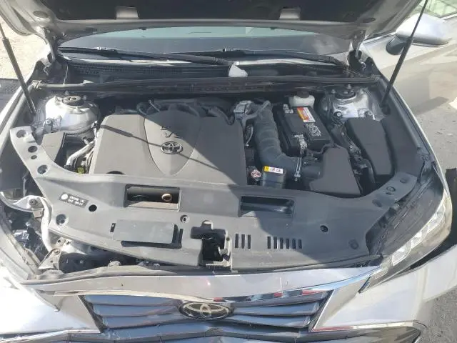 2019 TOYOTA AVALON XLE