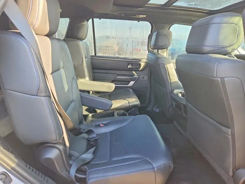2023 TOYOTA SEQUOIA PLATINUM  