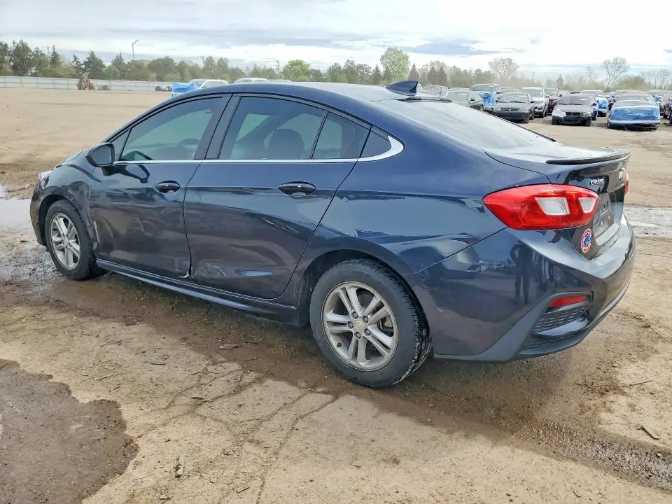 2016 CHEVROLET CRUZE LT  