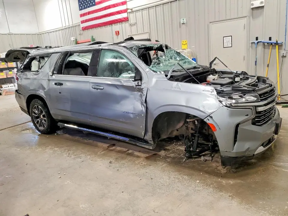 2024 CHEVROLET SUBURBAN K1500 LT  