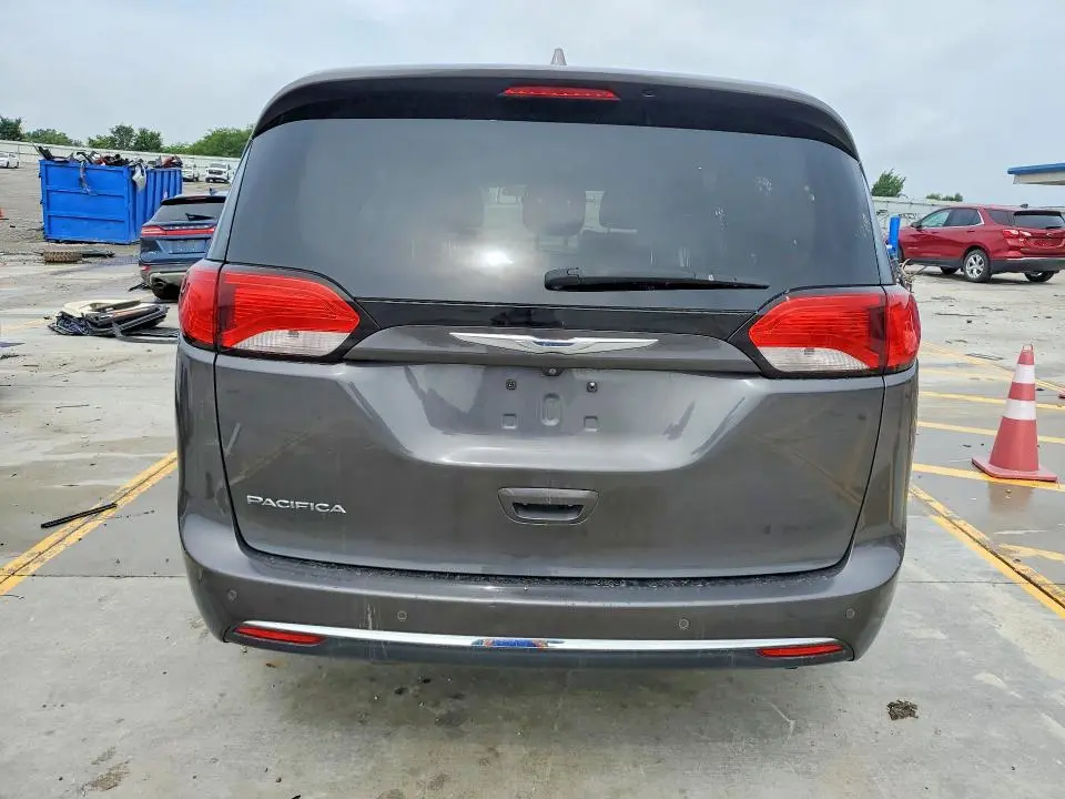 2018 CHRYSLER PACIFICA TOURING L  