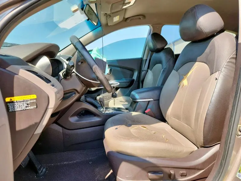 2010 HYUNDAI TUCSON GLS  