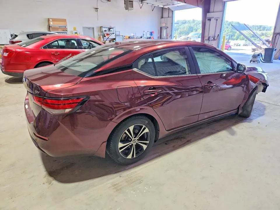 2022 NISSAN SENTRA SV  