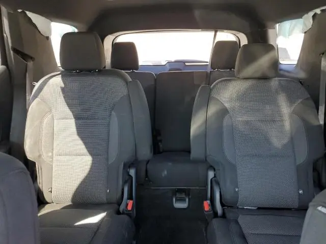 2023 CHEVROLET TRAVERSE LT  