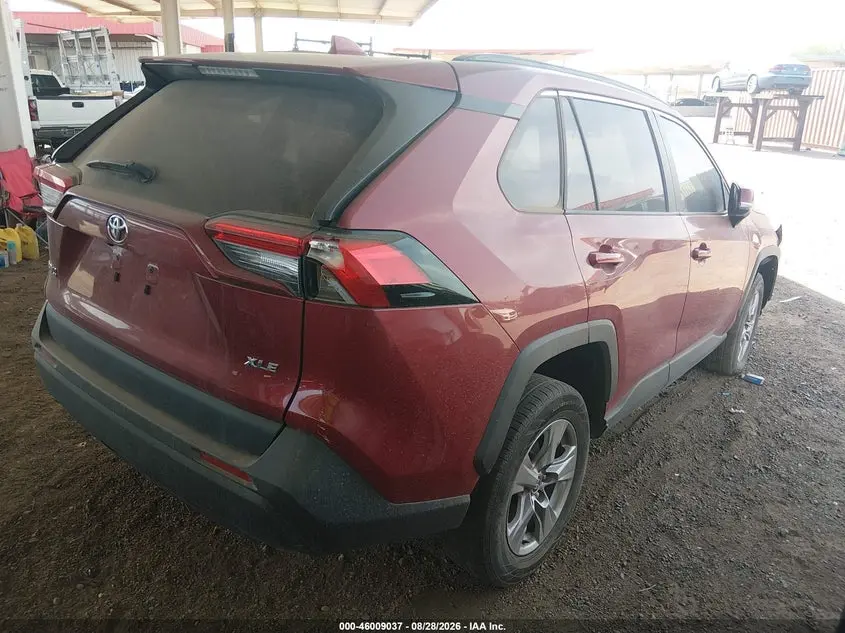 2024 TOYOTA RAV4 XLE