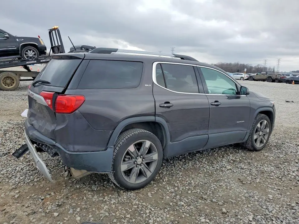 2018 GMC ACADIA SLT-2  