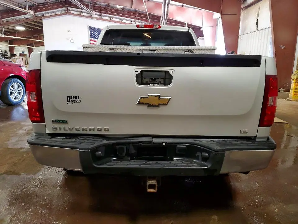 2011 CHEVROLET SILVERADO K1500 LS  